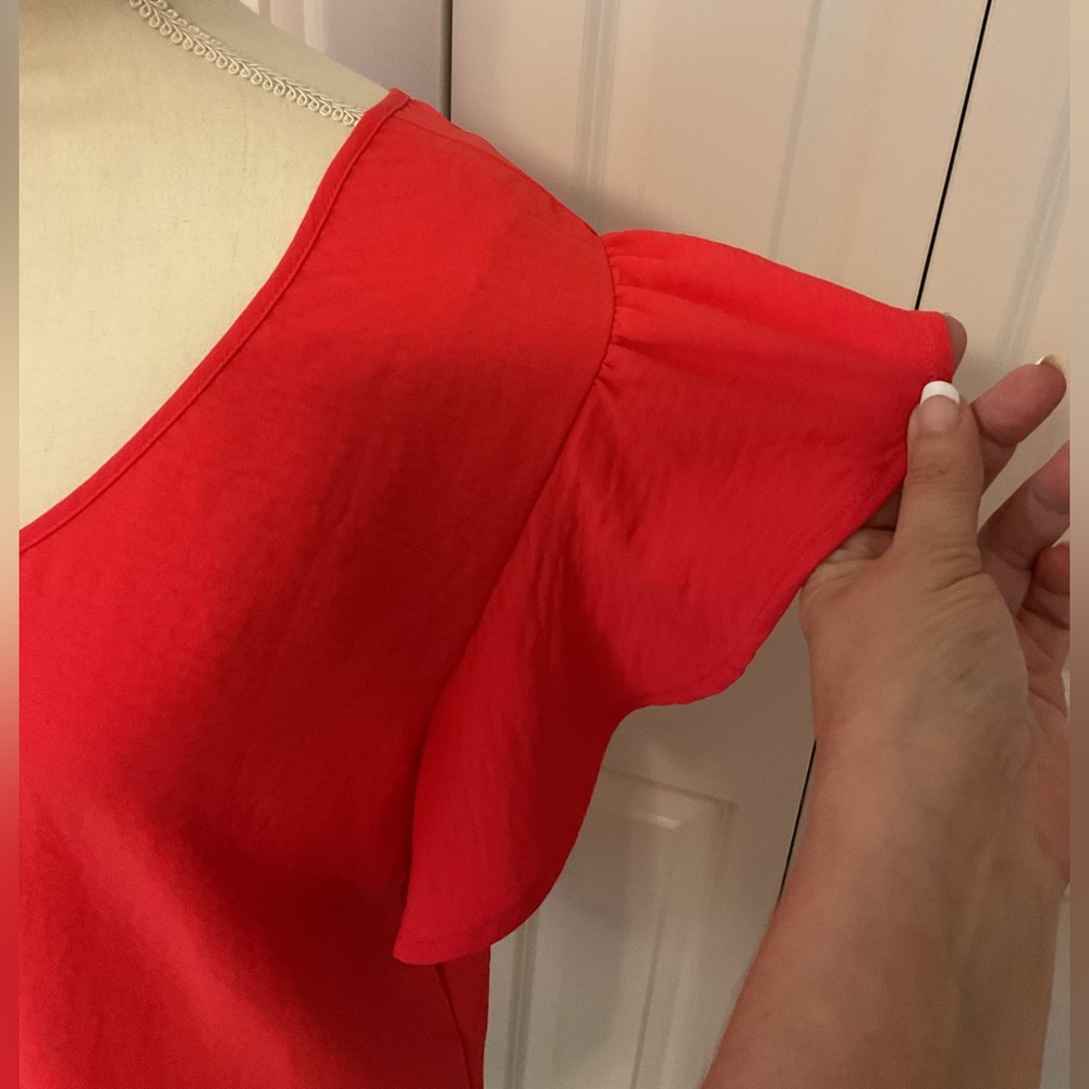Women's V-Neck Tie Back Flutter Sleeve Blouse NWOT Size Large - Picture 4 of 10